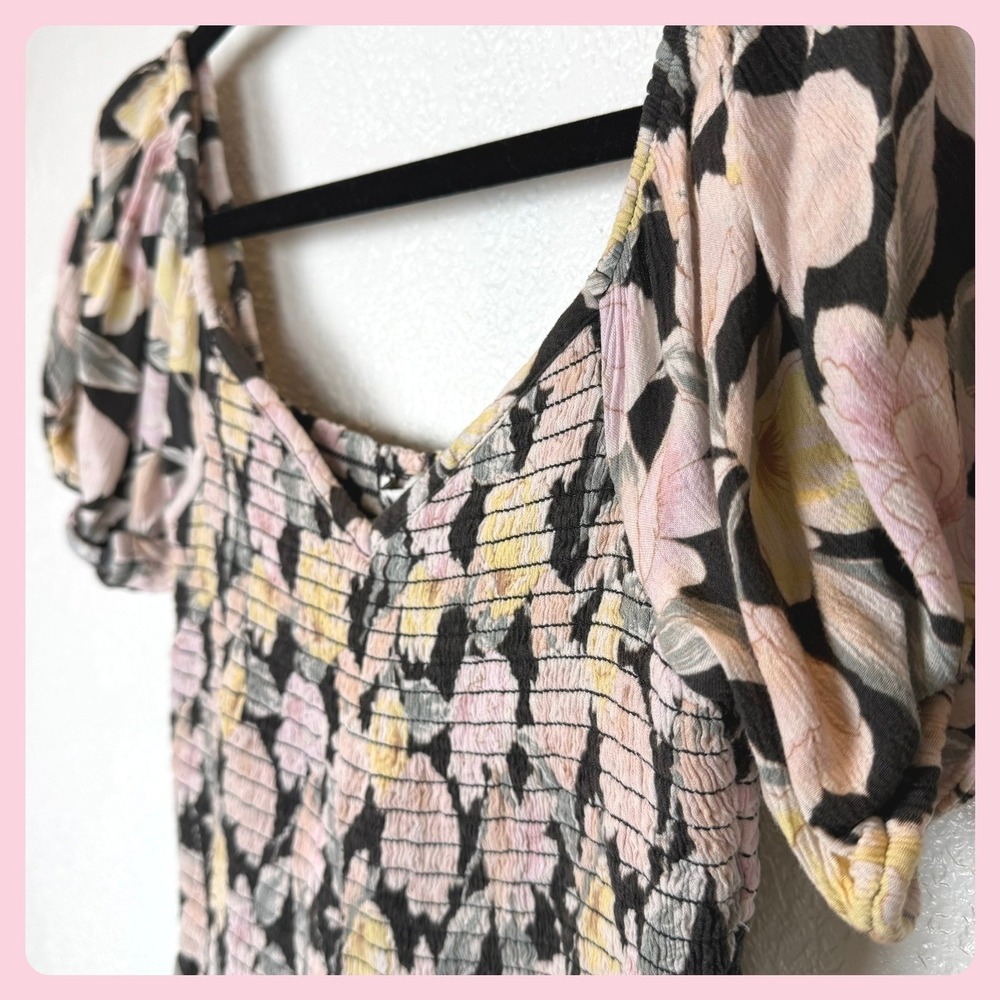 American Eagle Outfitters Womens XS Petite Floral Smocked Puff Sleeve‎ Dress